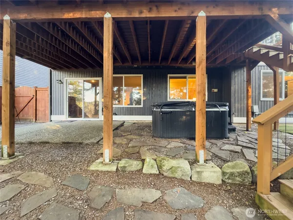 $1,375,000 | 4017 239th Place Southeast, Sammamish, WA 98029