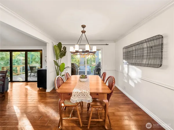$1,375,000 | 4017 239th Place Southeast, Sammamish, WA 98029