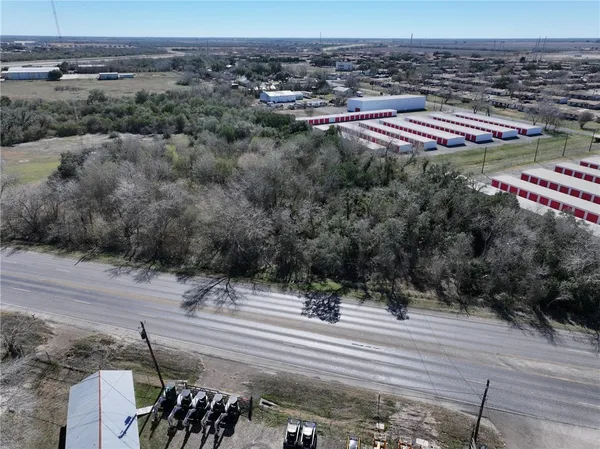 $80,000 | 2500 South Washington Street, Beeville, TX 78102