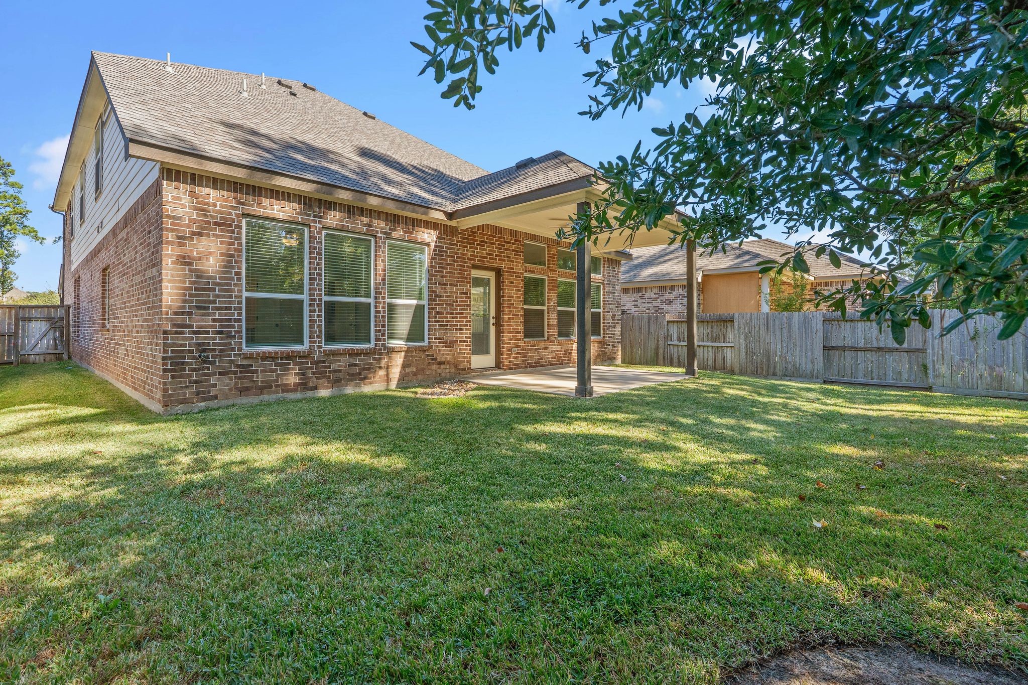 143 Scarlet Maple Way Conroe, TX 77318 - Photo 21 of 24