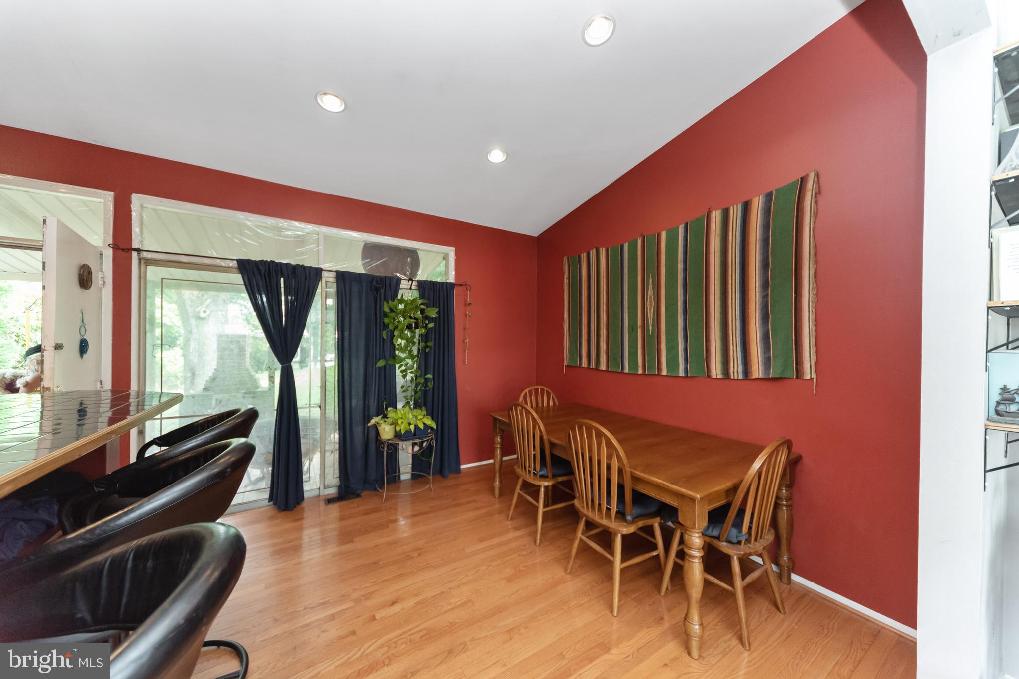 7629 Carla Road Baltimore, MD 21208 - Photo 5 of 17