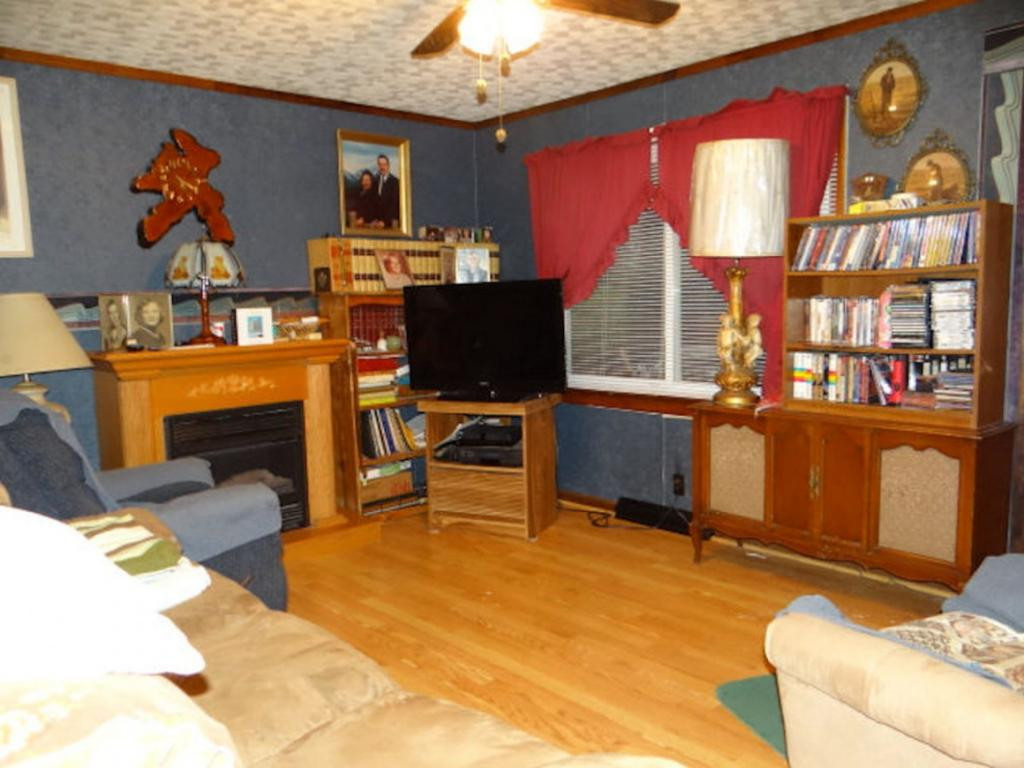 36253 Plum Creek Road Glade Spring, VA 24340 - Photo 2 of 10 Photo 2