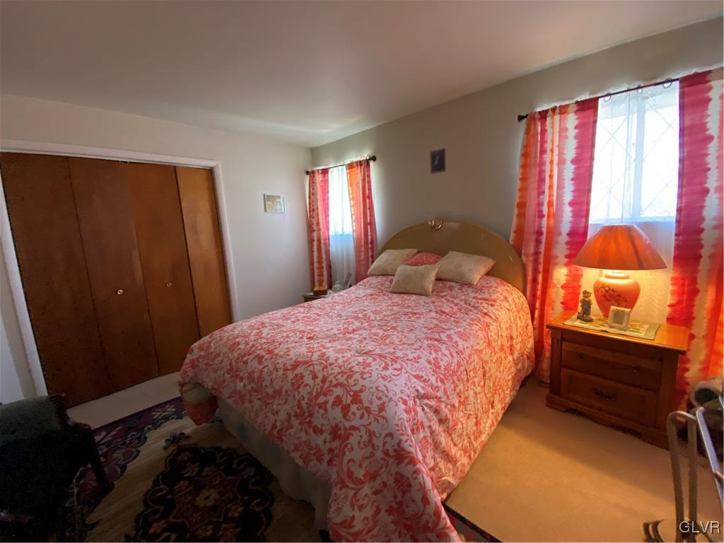 173 Skyview Circle Sciota, PA 18354 - Photo 18 of 25 a bedroom with a bed and window