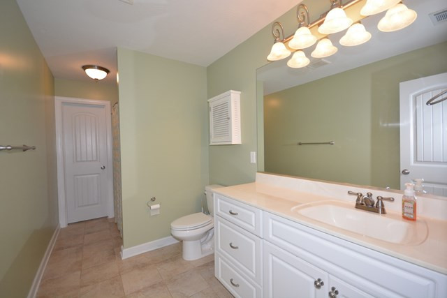 373 Connor Circle Evans, GA 30809 - Photo 9 of 13 Owner's bath