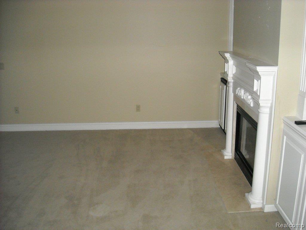 2641 Fairway Court Rochester, MI 48306 - Photo 6 of 19 Picture 211