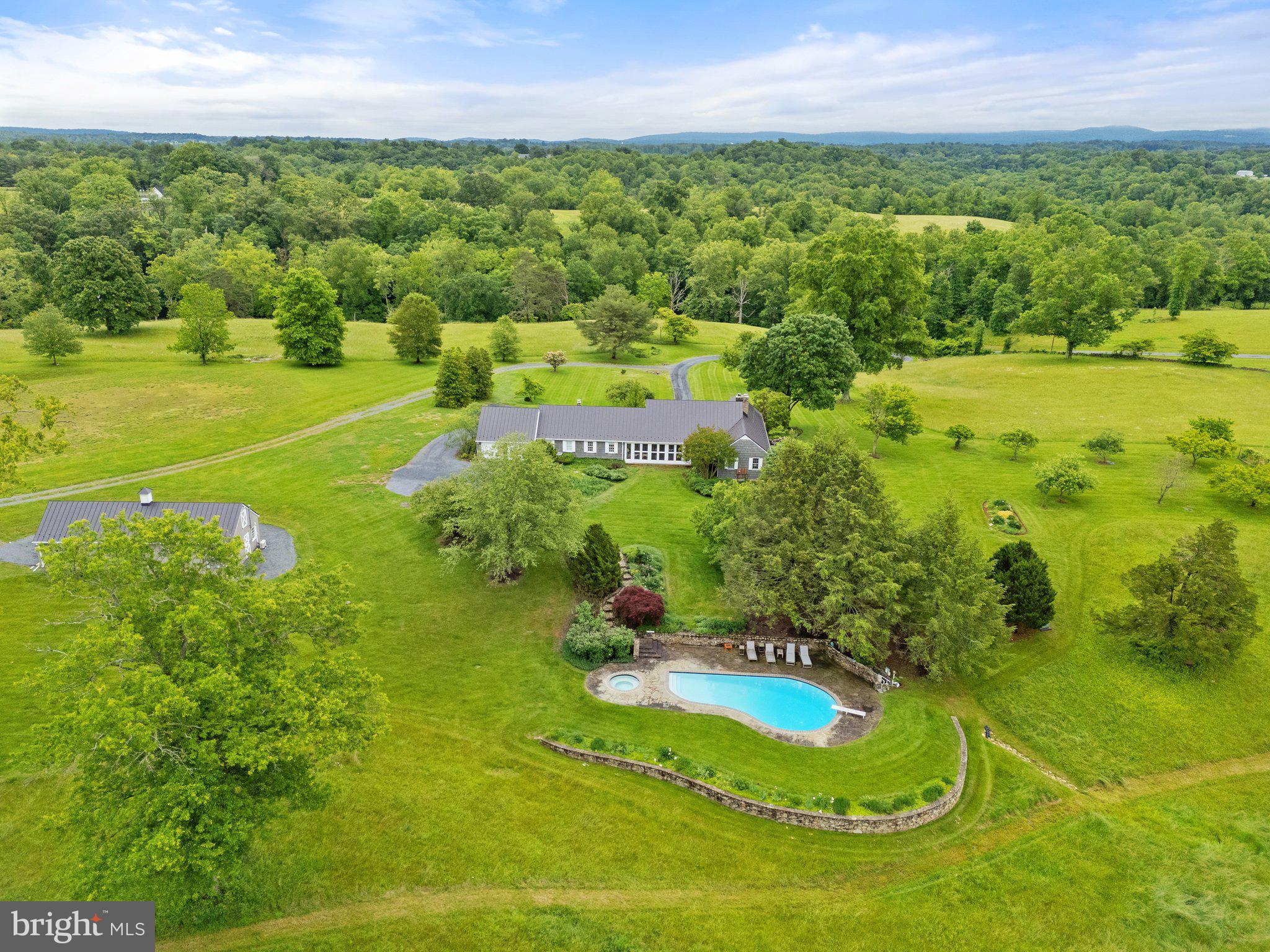 22693 St Louis Road Middleburg, VA 20117 - Photo 77 of 85 Gallery Image 77