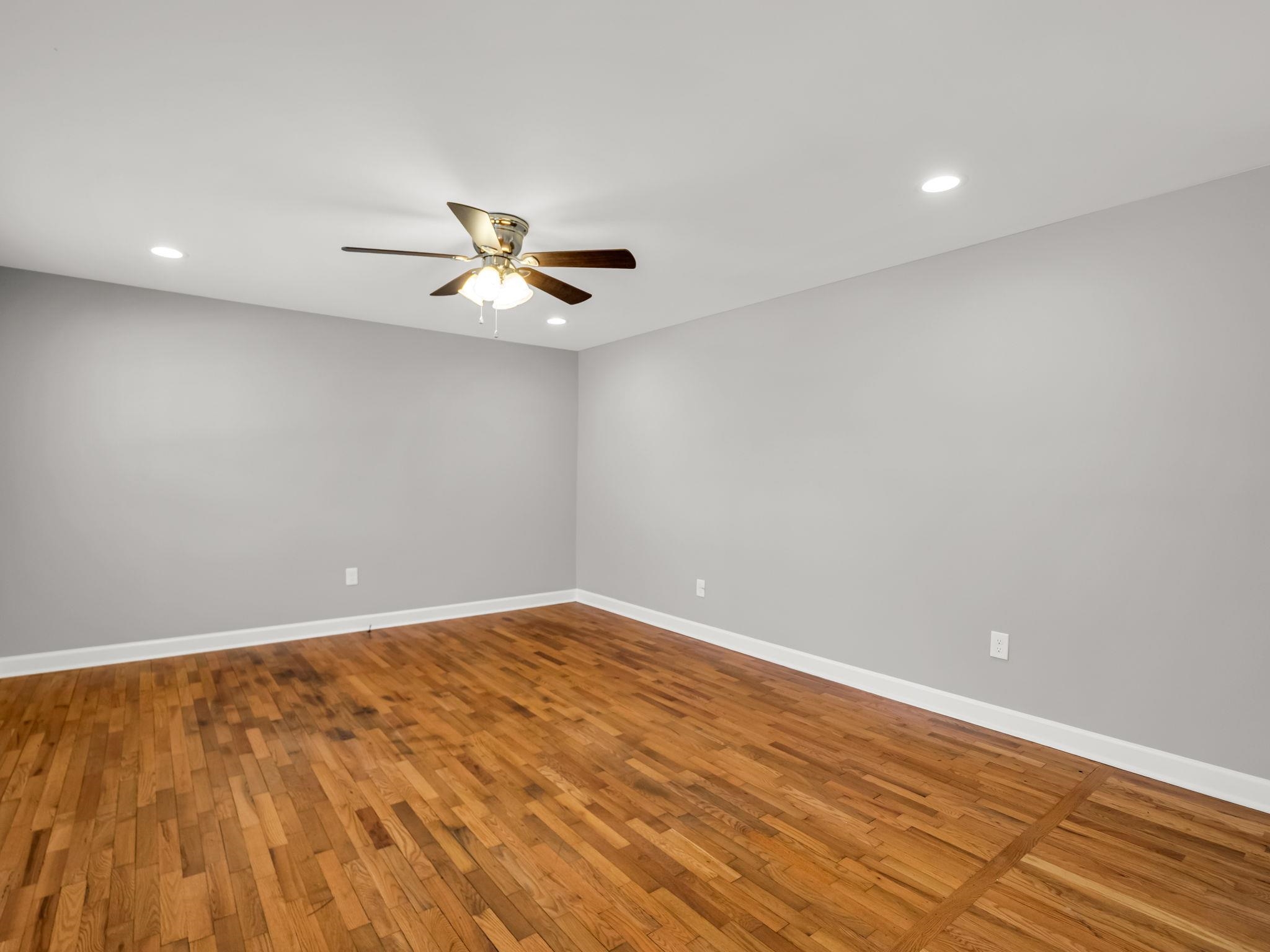 655 West Oconee Street Chesnee, SC 29323 - Photo 13 of 49