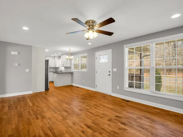 $215,000 | 655 West Oconee Street, Chesnee, SC 29323