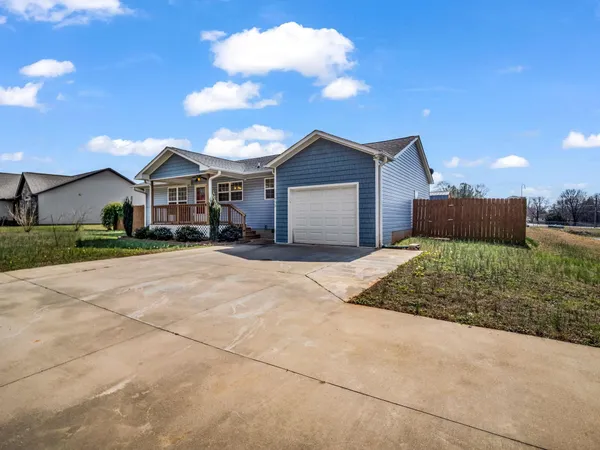 $215,000 | 655 West Oconee Street, Chesnee, SC 29323