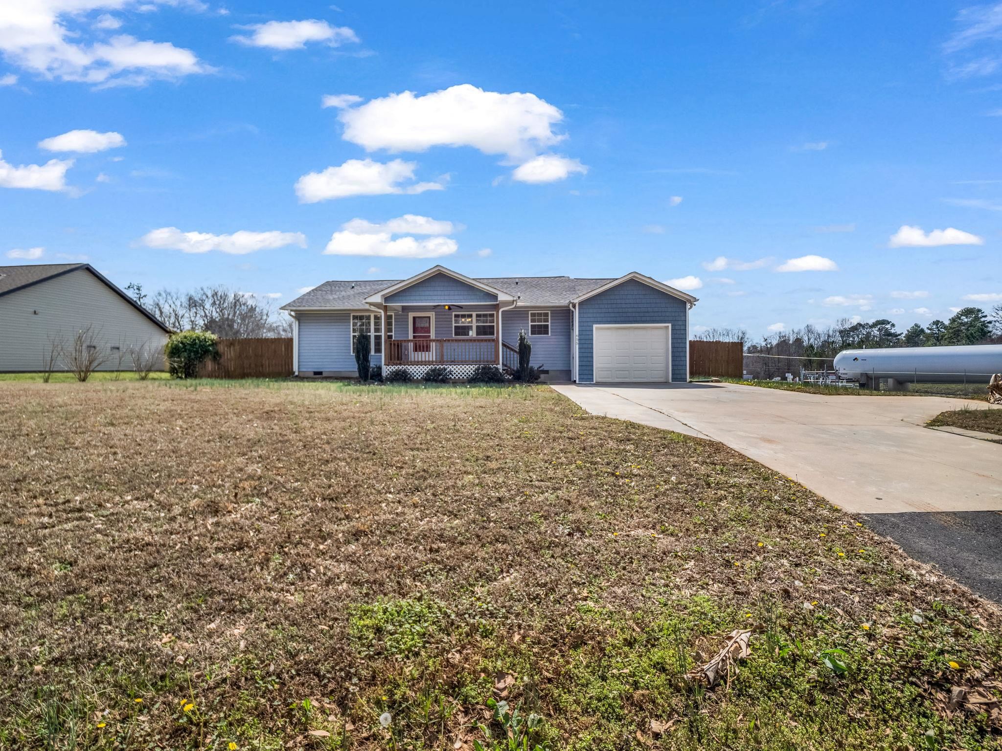 655 West Oconee Street Chesnee, SC 29323 - Photo 6 of 49