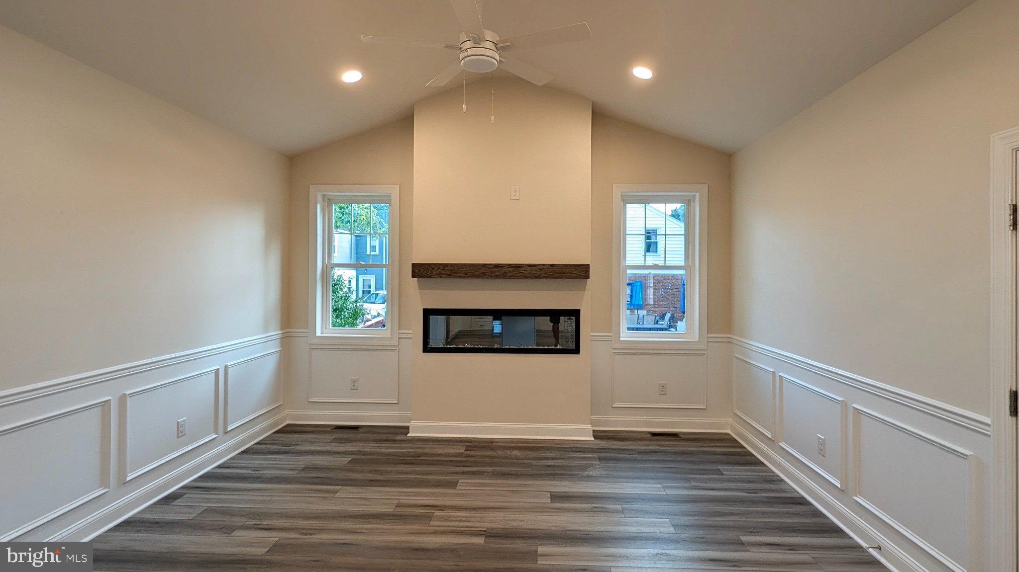 425 Rutledge Avenue Folsom, PA 19033 - Photo 15 of 33 Bright and airy living space awaits.