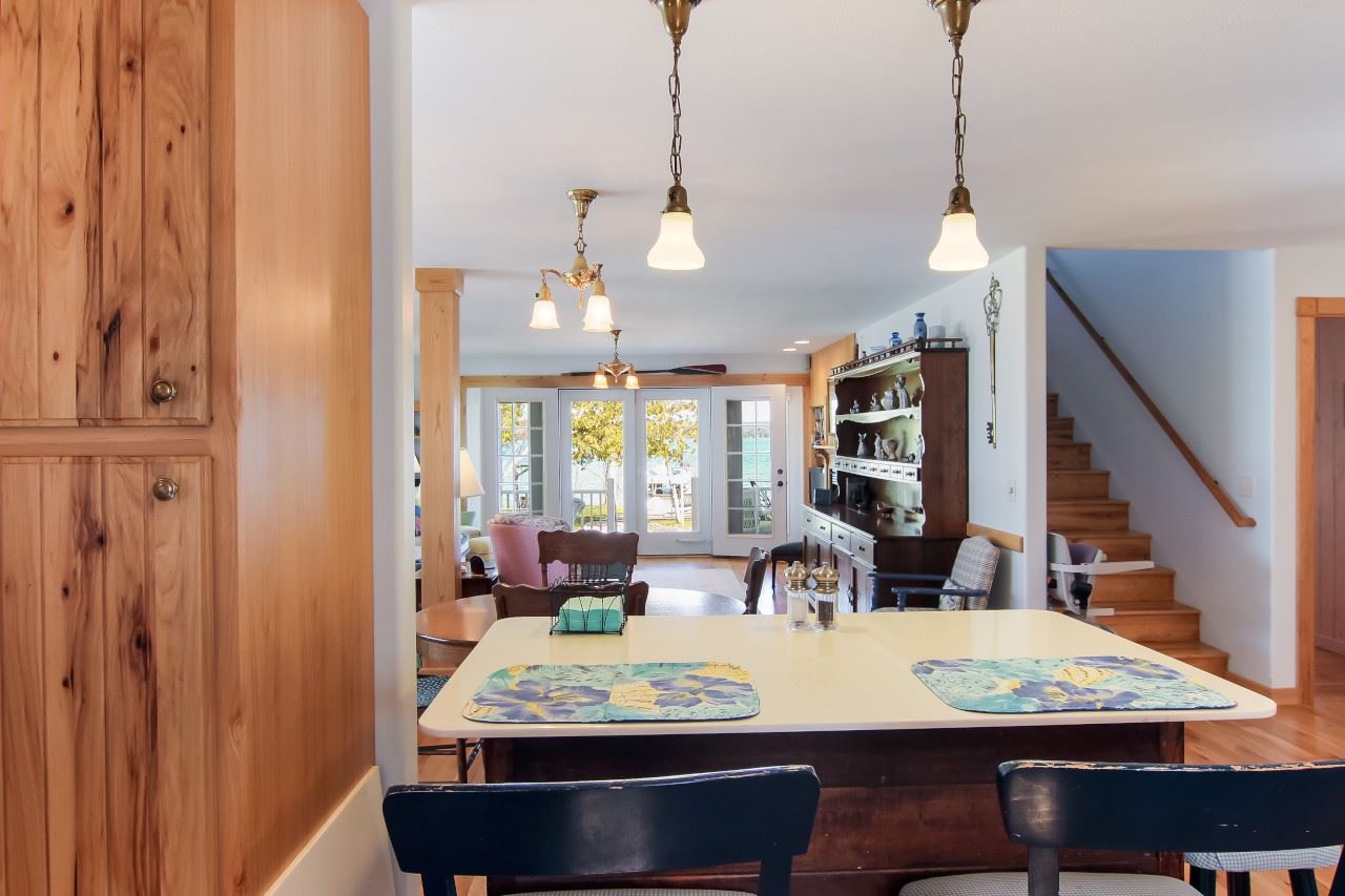 6895 East Birch Point Road Traverse City, MI 49684 - Photo 19 of 43 1861118-18.JPG