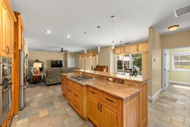 $1,799,000 | 6915 215th Street East, Bradenton, FL 34211