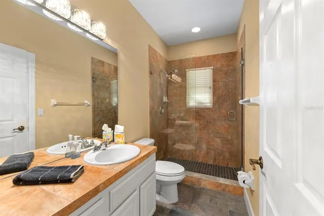 $1,799,000 | 6915 215th Street East, Bradenton, FL 34211