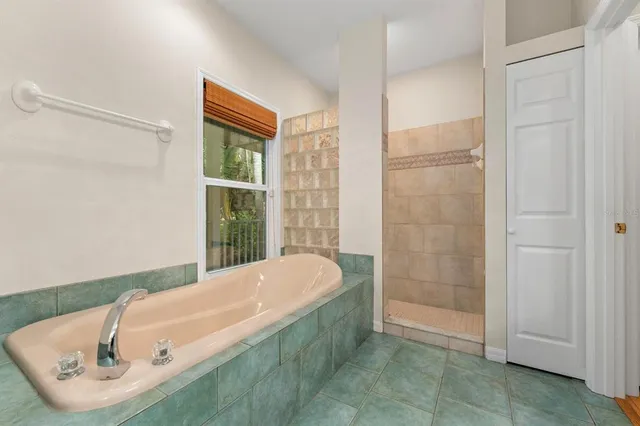 $1,799,000 | 6915 215th Street East, Bradenton, FL 34211