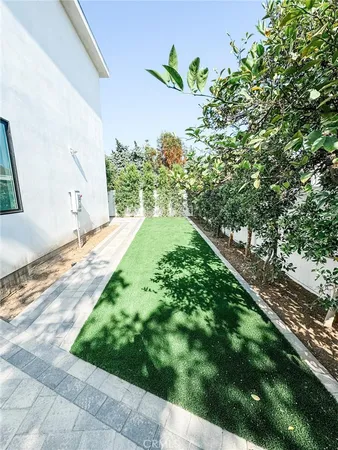 $3,950 | 18113 Marilla Street, Northridge, CA 91325