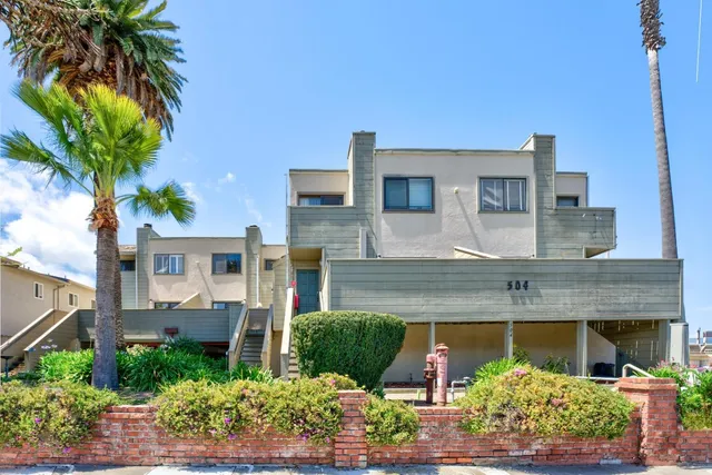 $899,000 | 504 Ocean Avenue, Unit 2, Monterey, CA 93940