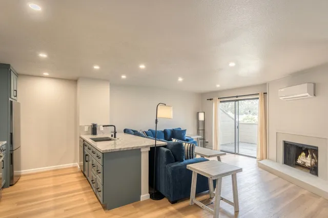 $899,000 | 504 Ocean Avenue, Unit 2, Monterey, CA 93940
