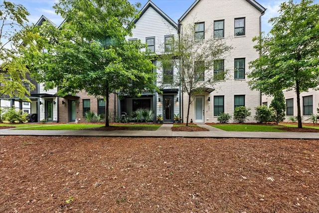 $799,000 | 1635 Florentia St Mount, Unit M3, Mount Pleasant, SC 29464