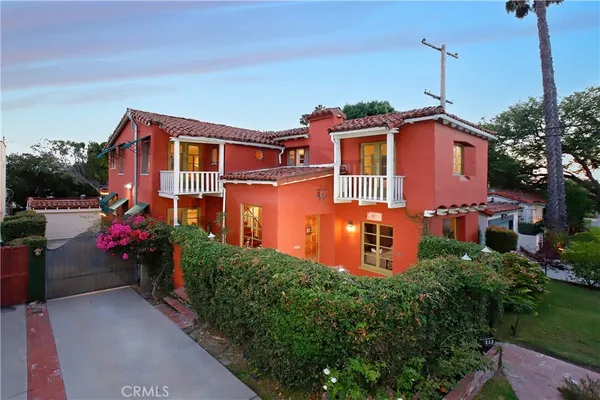 $1,595,000 | 940 East Stocker Street, Glendale, CA 91207