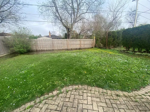 $3,200 | 614 Leamington Avenue, Wilmette, IL 60091