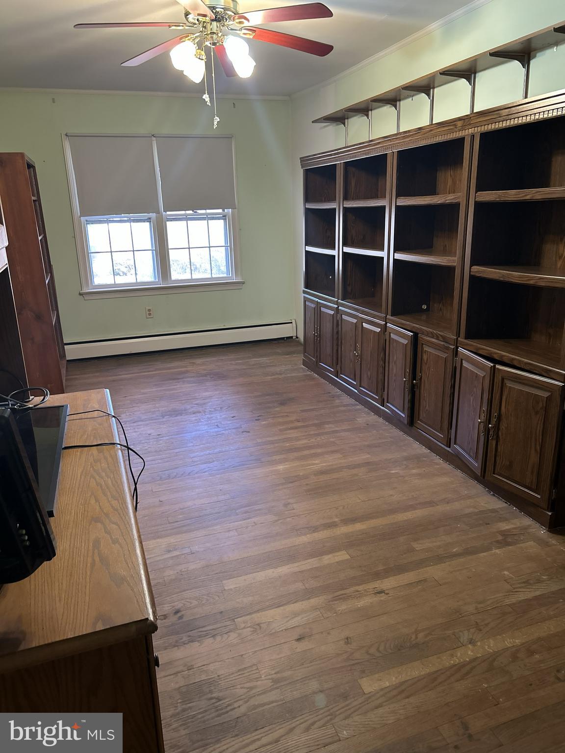 62 Rehill Avenue Elkton, MD 21921 - Photo 25 of 40 a room with furniture and window