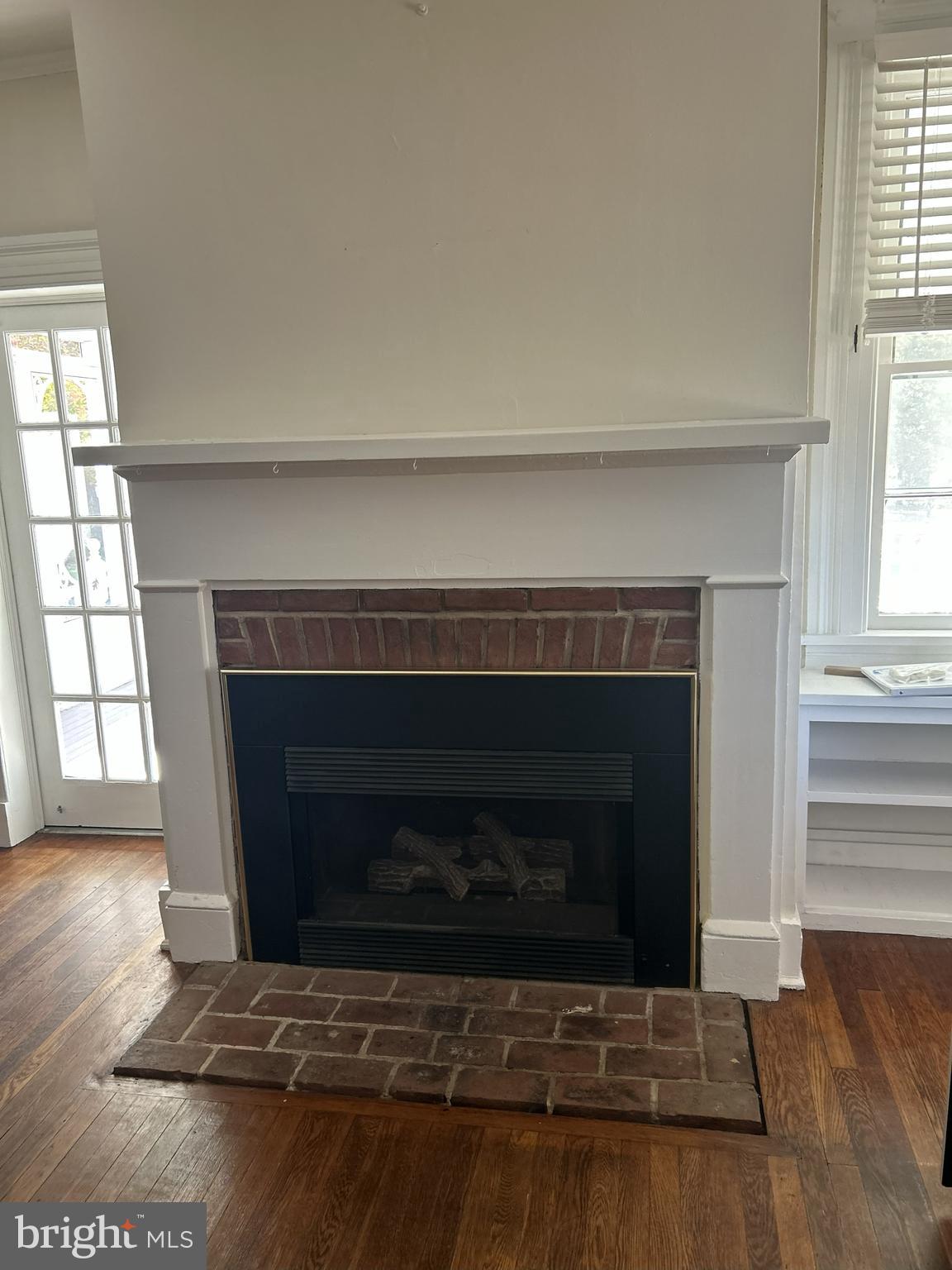 62 Rehill Avenue Elkton, MD 21921 - Photo 32 of 40 a living room with a fireplace in it