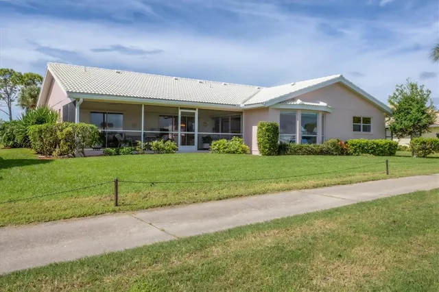 $475,000 | 1517 Waterford Drive, Venice, FL 34292