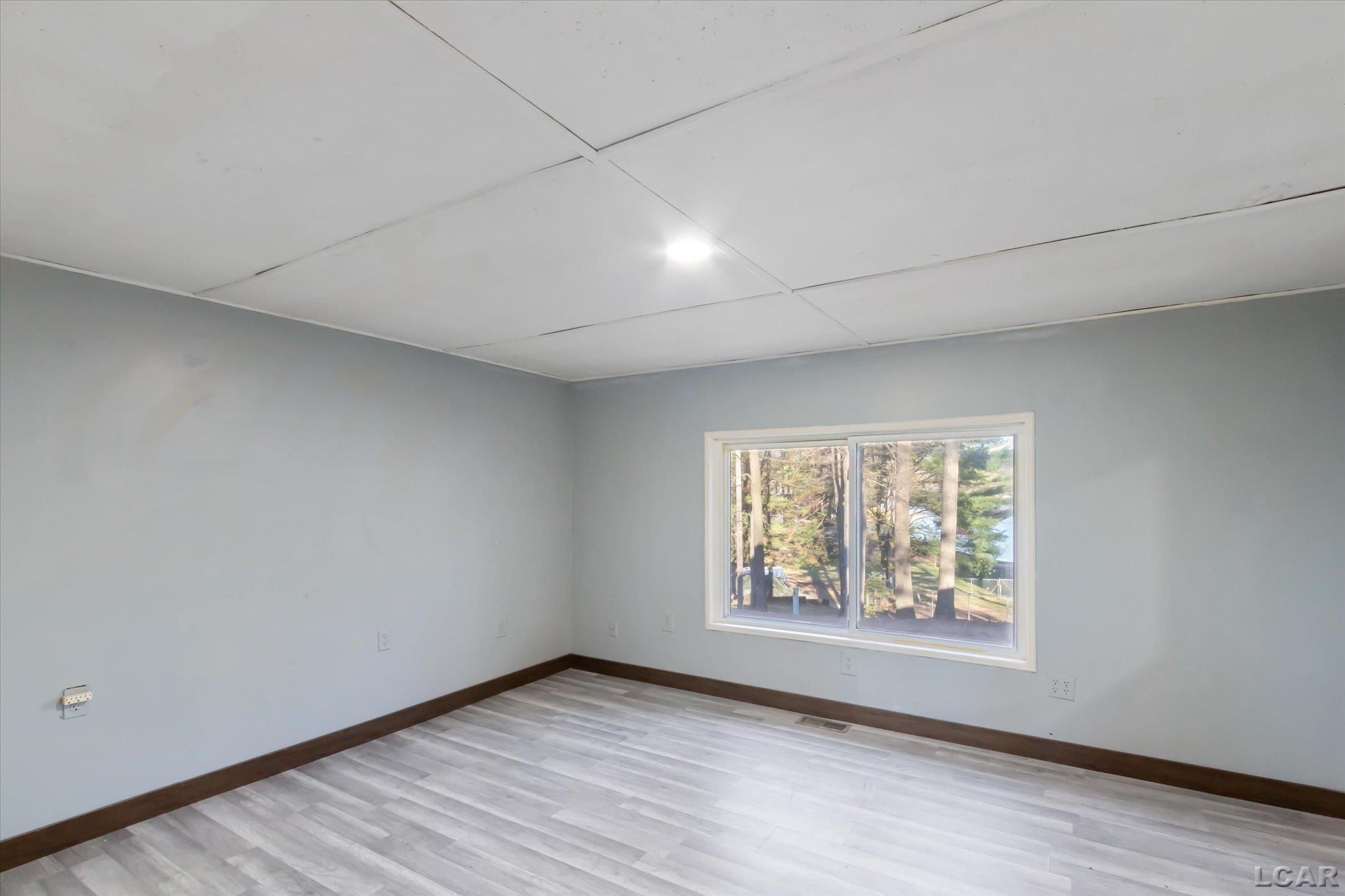2106 Jefferson Road Harrison, MI 48625 - Photo 10 of 34