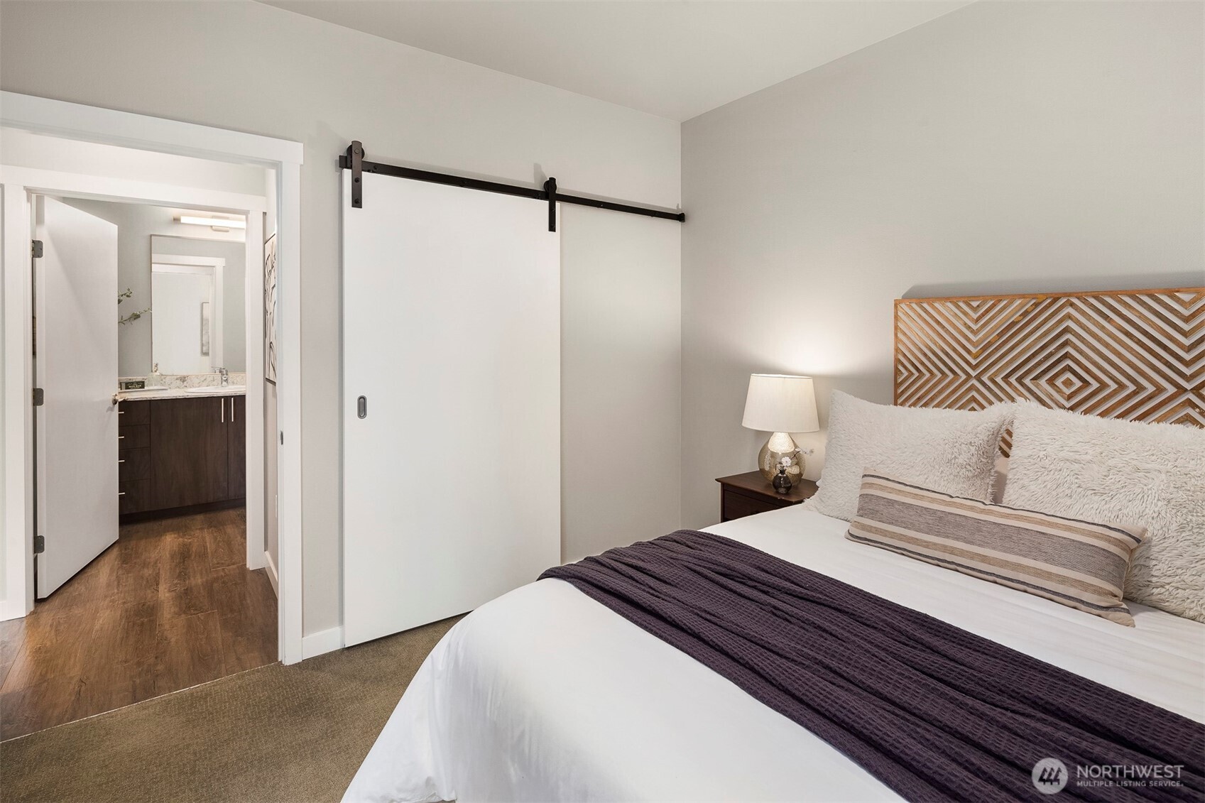 1085 103rd Avenue Northeast, Unit 312 Bellevue, WA 98004 - Photo 12 of 29