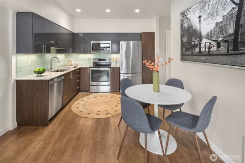 $599,000 | 1085 103rd Avenue Northeast, Unit 312, Bellevue, WA 98004