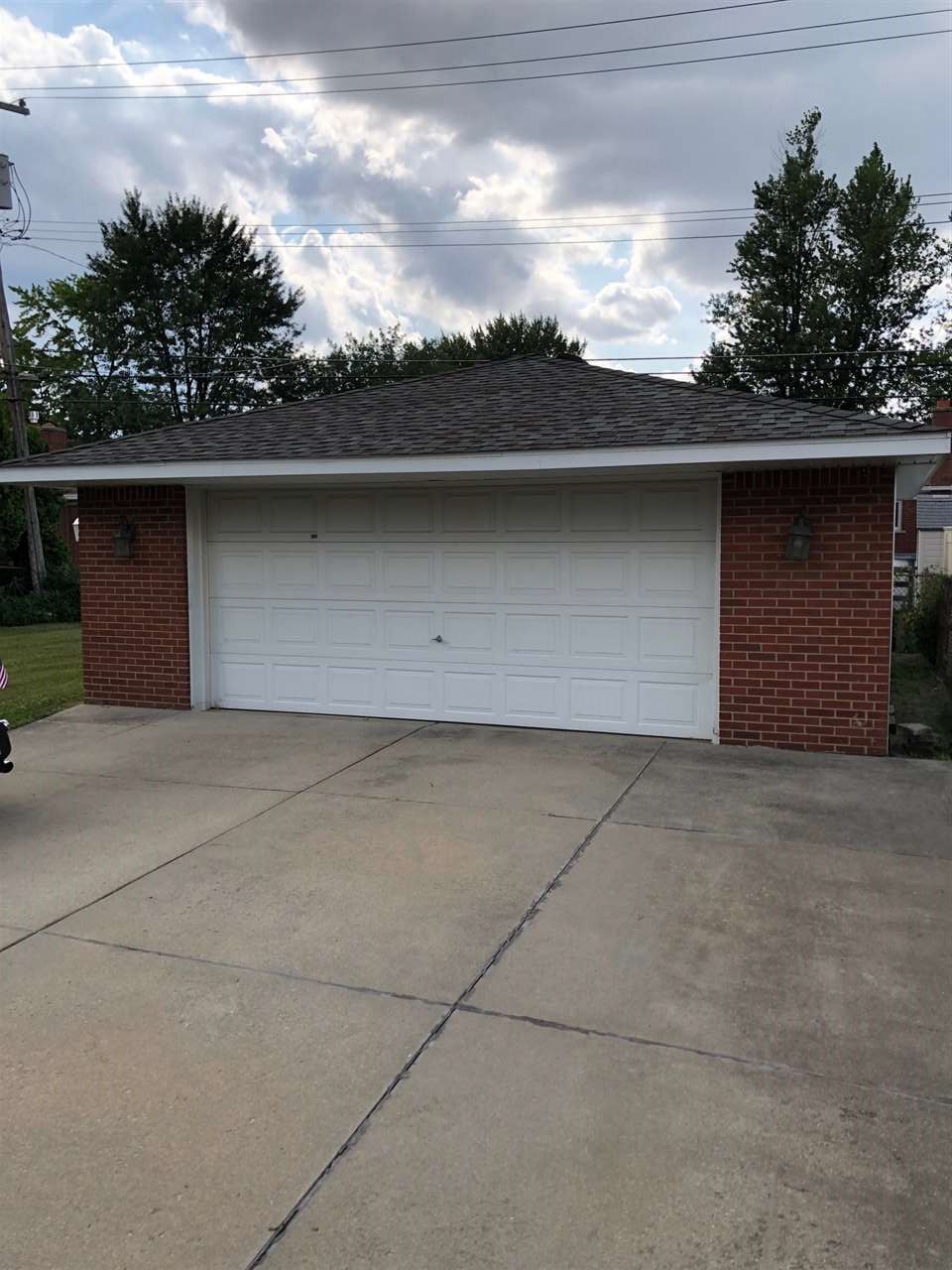 27903 Jean Road Warren, MI 48093 - Photo 6 of 56