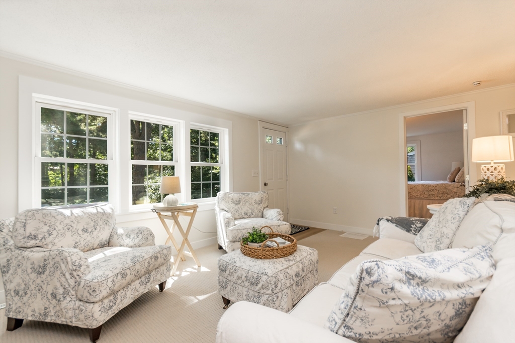 37 Naushon Road Dennis, MA 02639 - Photo 7 of 33 Gallery Image 7