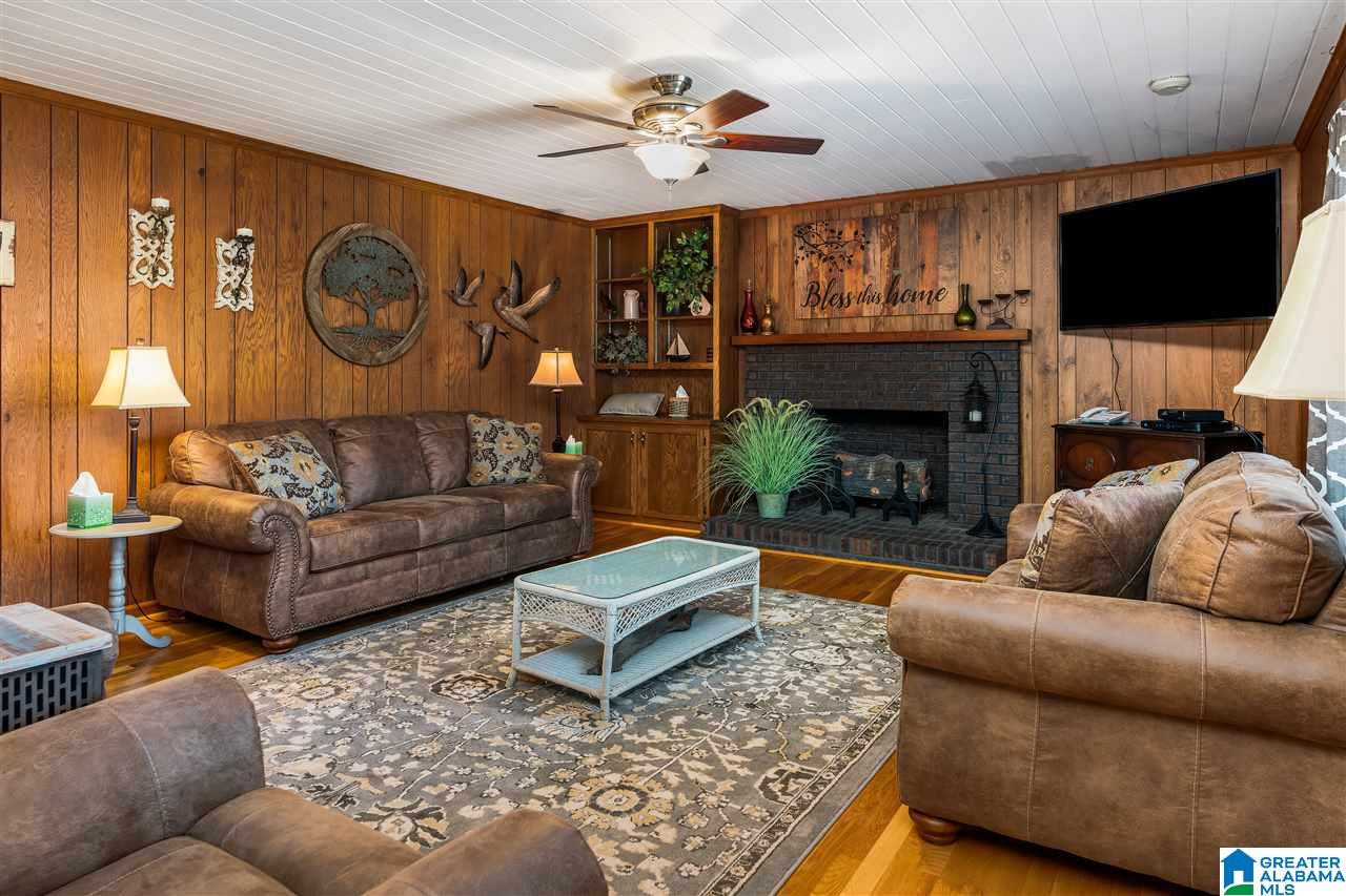 244 Lakeshore Lane Oneonta, AL 35121 - Photo 5 of 23