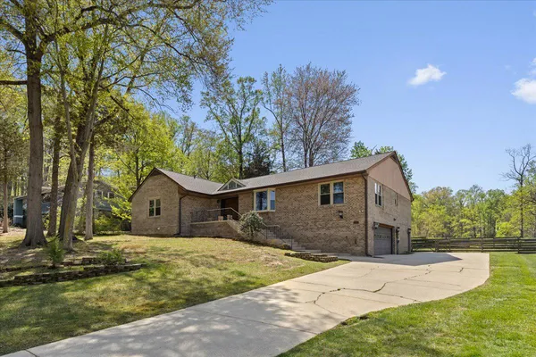 $647,500 | 727 Gleneagles Drive, Fort Washington, MD 20744