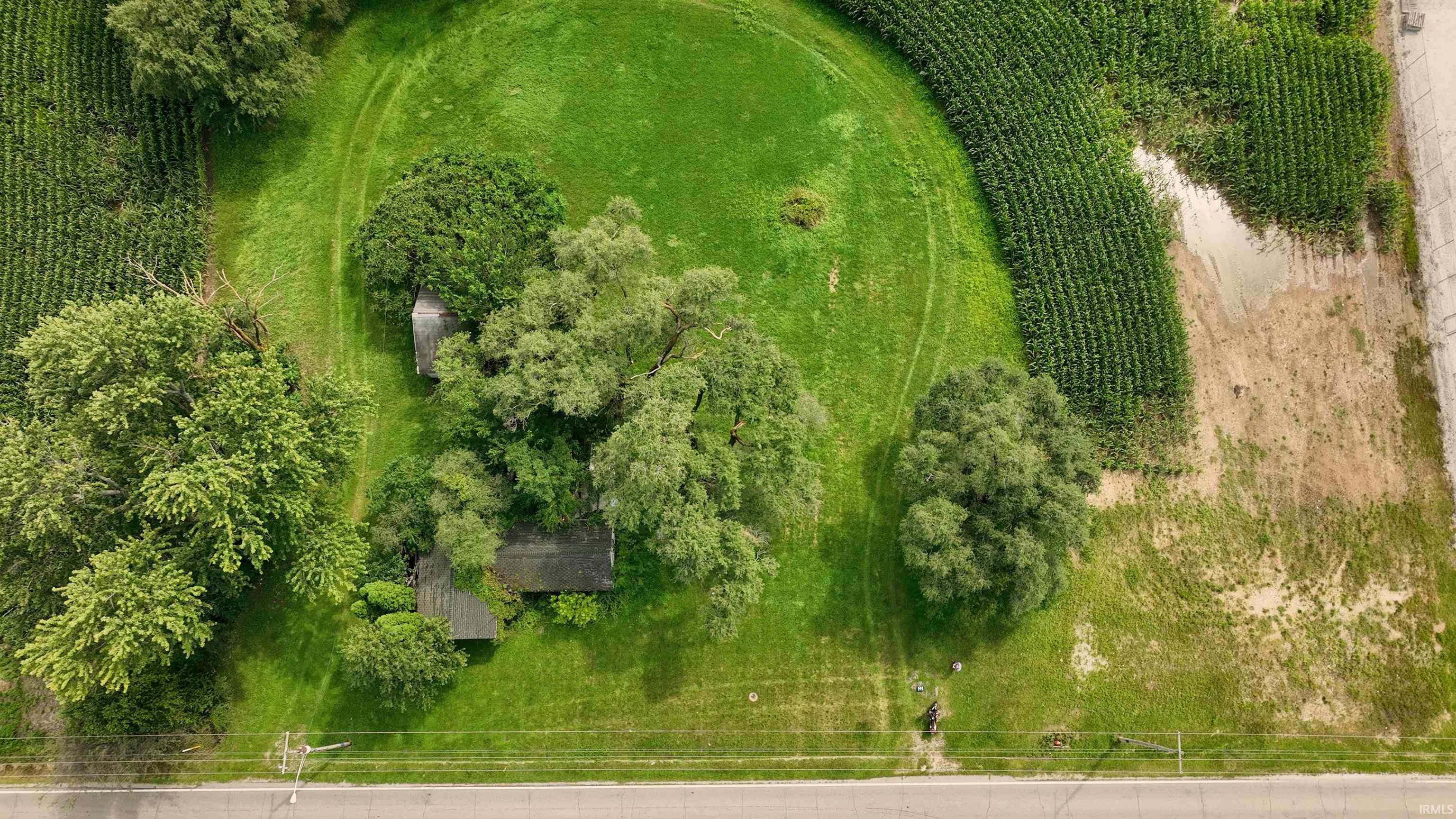2001 West Crystal Lake Road Warsaw, IN 46580 - Photo 23 of 25 Gallery Image 23