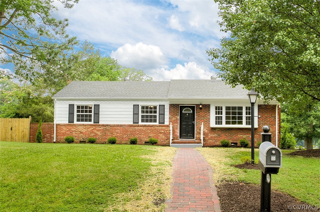 2304 Cranbrook Road Richmond, VA 23229 - Photo 2 of 24 Gallery Image 2