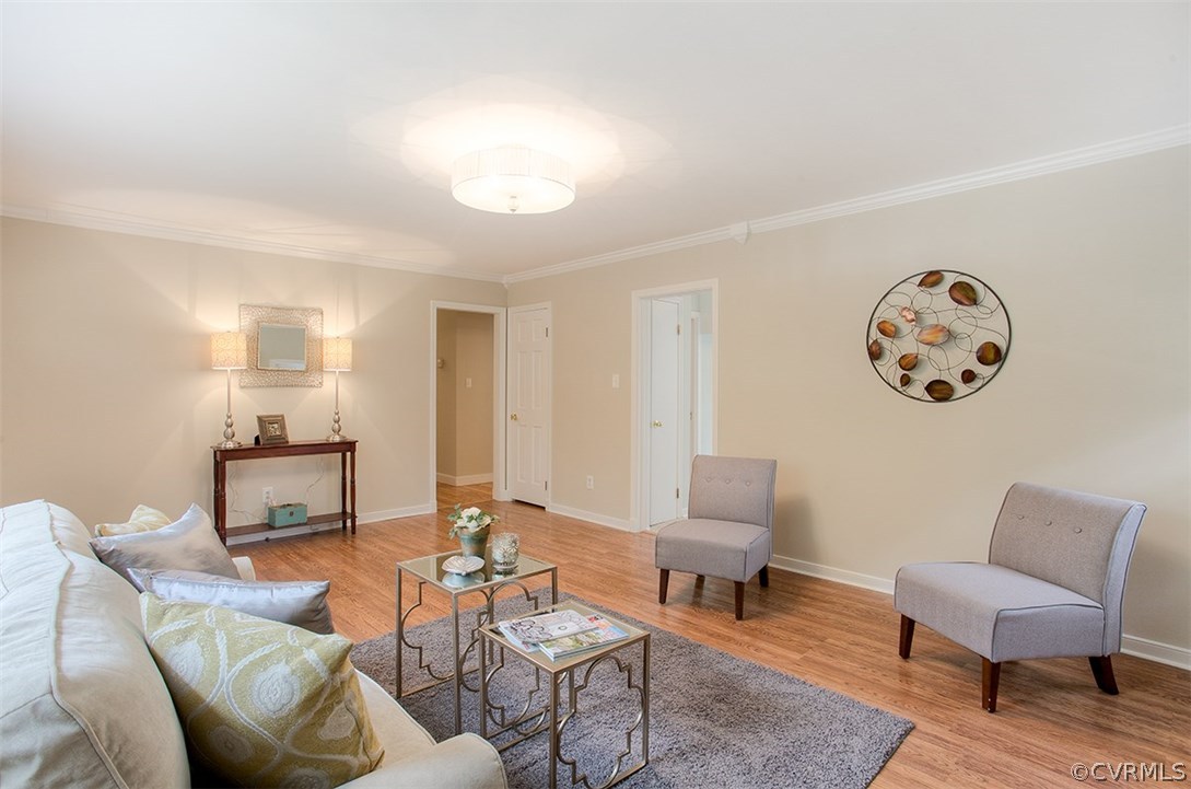 2304 Cranbrook Road Richmond, VA 23229 - Photo 5 of 24 Gallery Image 5