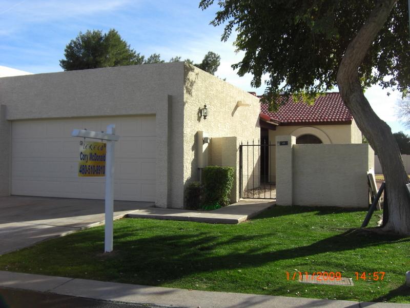 2059 East Brown Road, Unit 48 Mesa, AZ 85213 - Photo 1 of 4 Front of home