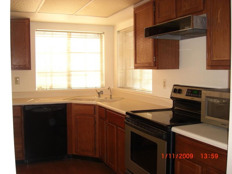 2059 East Brown Road, Unit 48 Mesa, AZ 85213 - Photo 2 of 4 Kitchen area