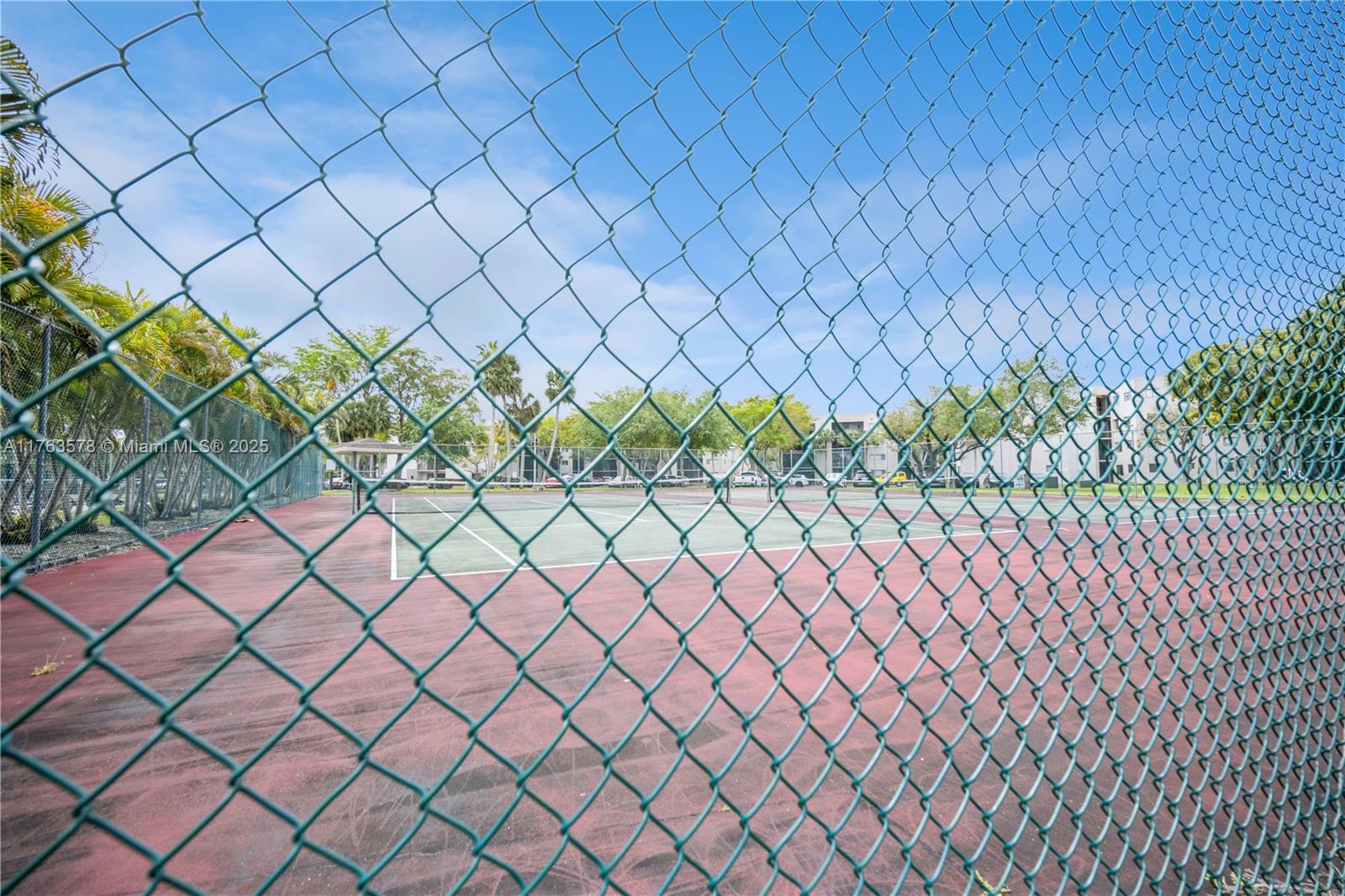 8500 Southwest 133rd Avenue Road, Unit 415 Miami, FL 33183 - Photo 27 of 27 Tennis court
