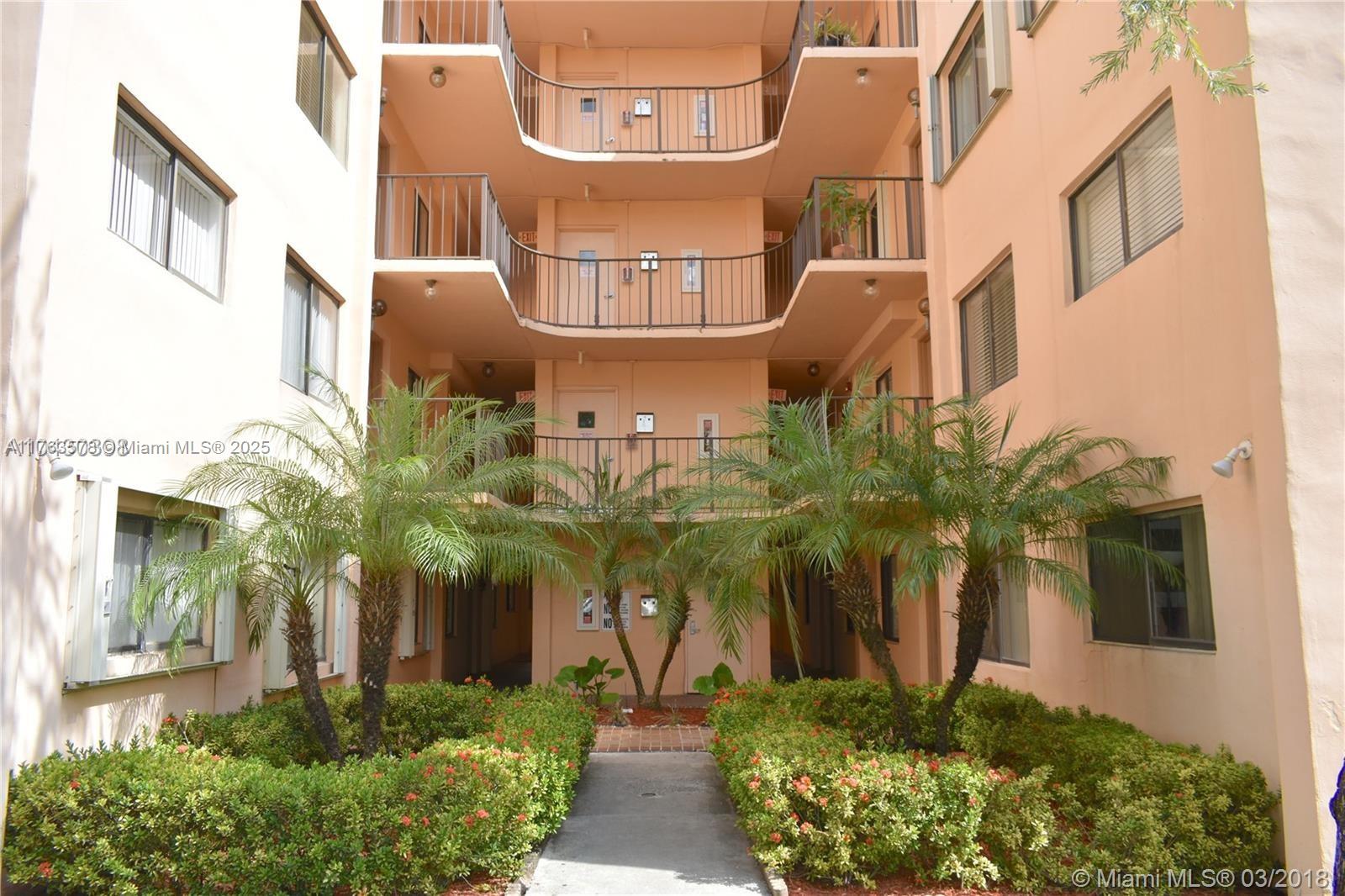 8500 Southwest 133rd Avenue Road, Unit 415 Miami, FL 33183 - Photo 3 of 27 Interior garden