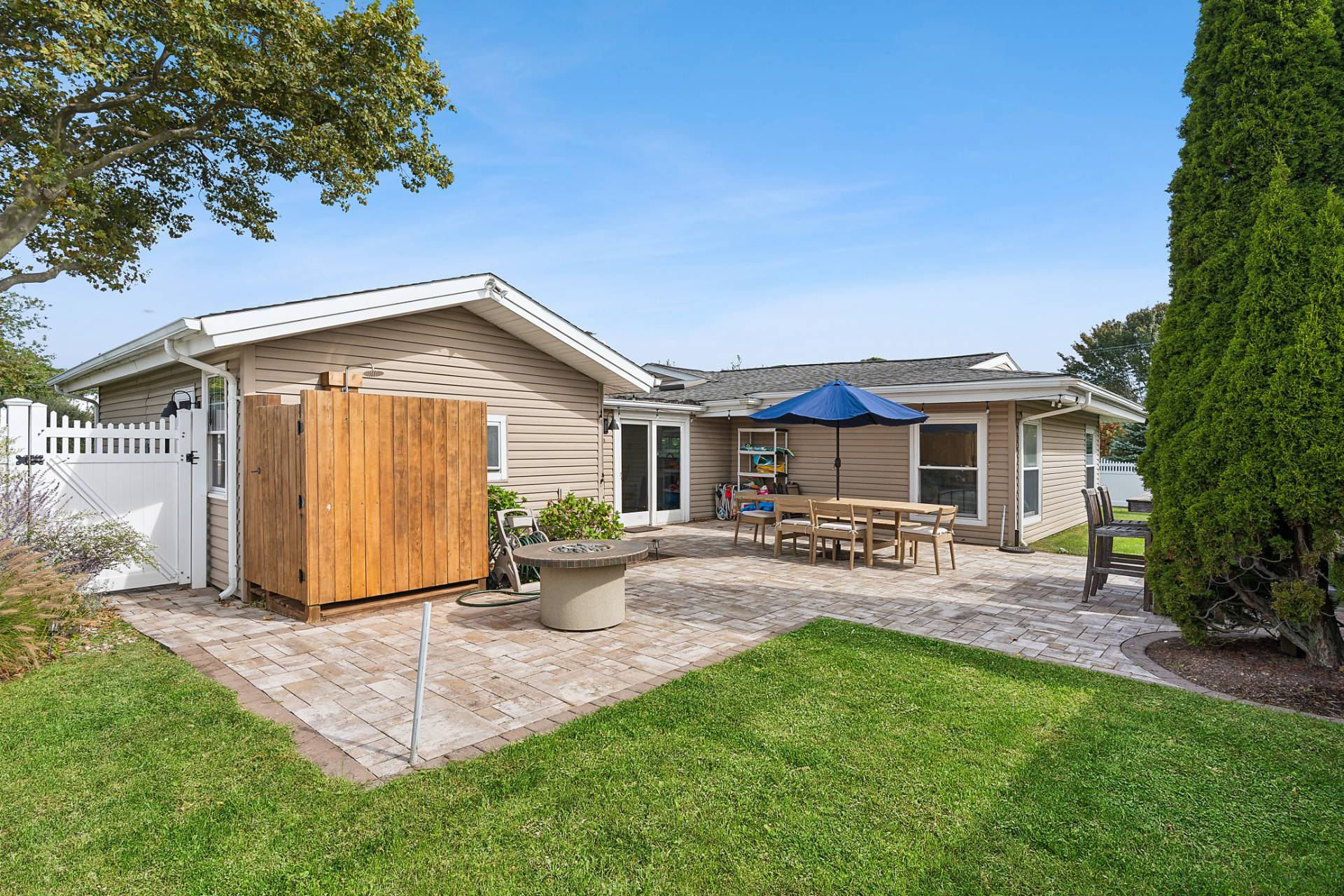 1 Shadbush Road Montauk, NY 11954 - Photo 17 of 19
