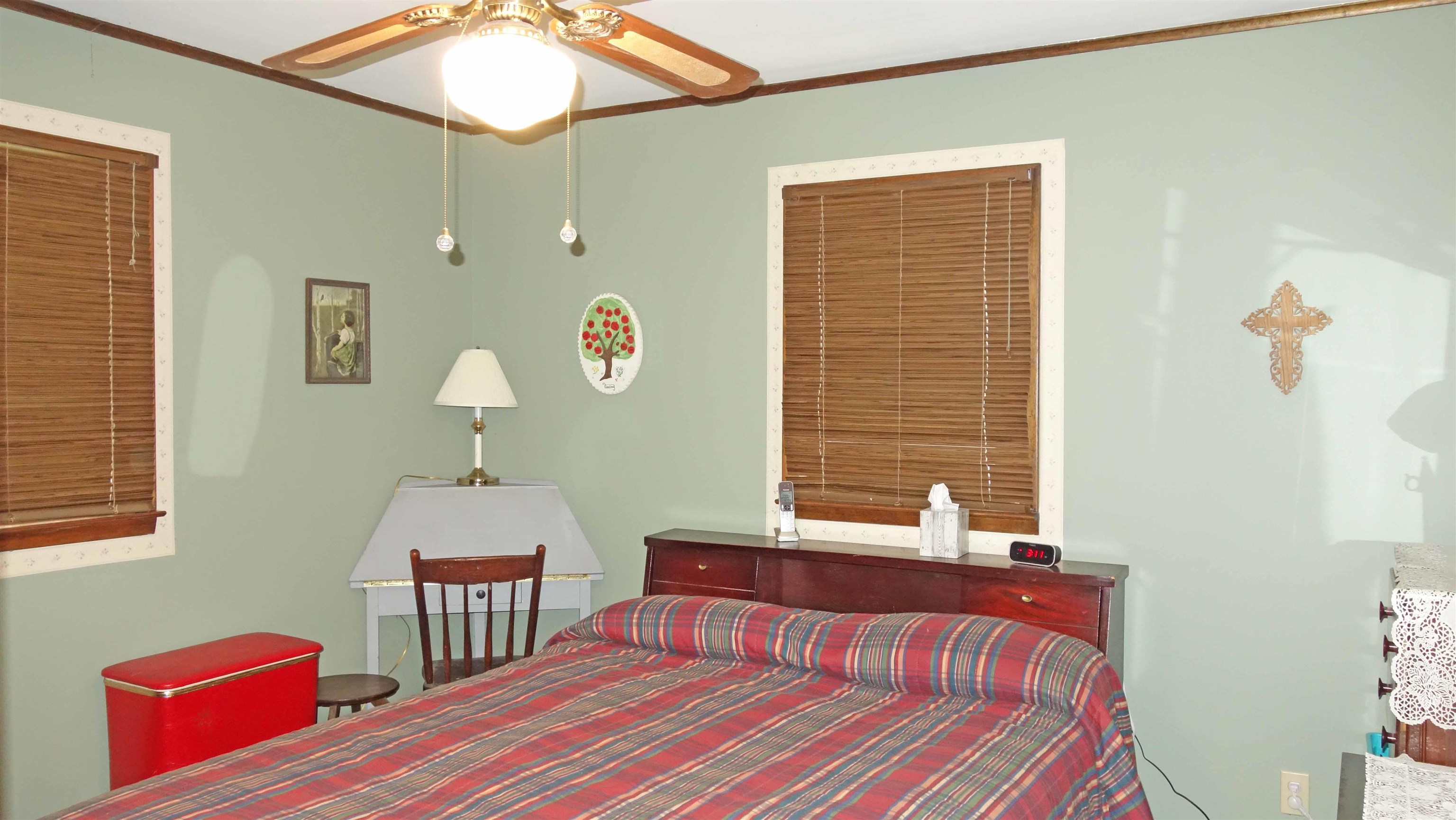 12015 Lakefield Road St. Charles, MI 48655 - Photo 20 of 42 50138105-d6000a75-17d2-4d34-9096-ca9da4846a10.JPG