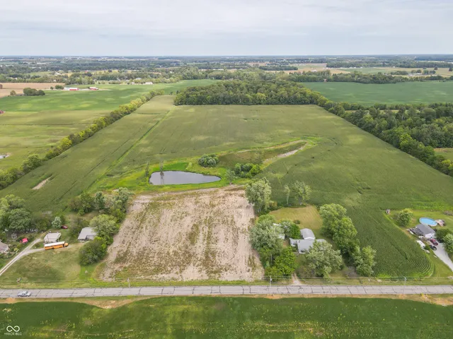 $2,300,000 | 596 West 100 North, Greenfield, IN 46140