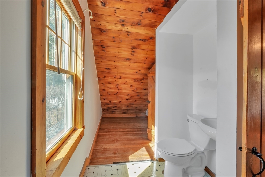 210 Barton Road Stow, MA 01775 - Photo 17 of 25