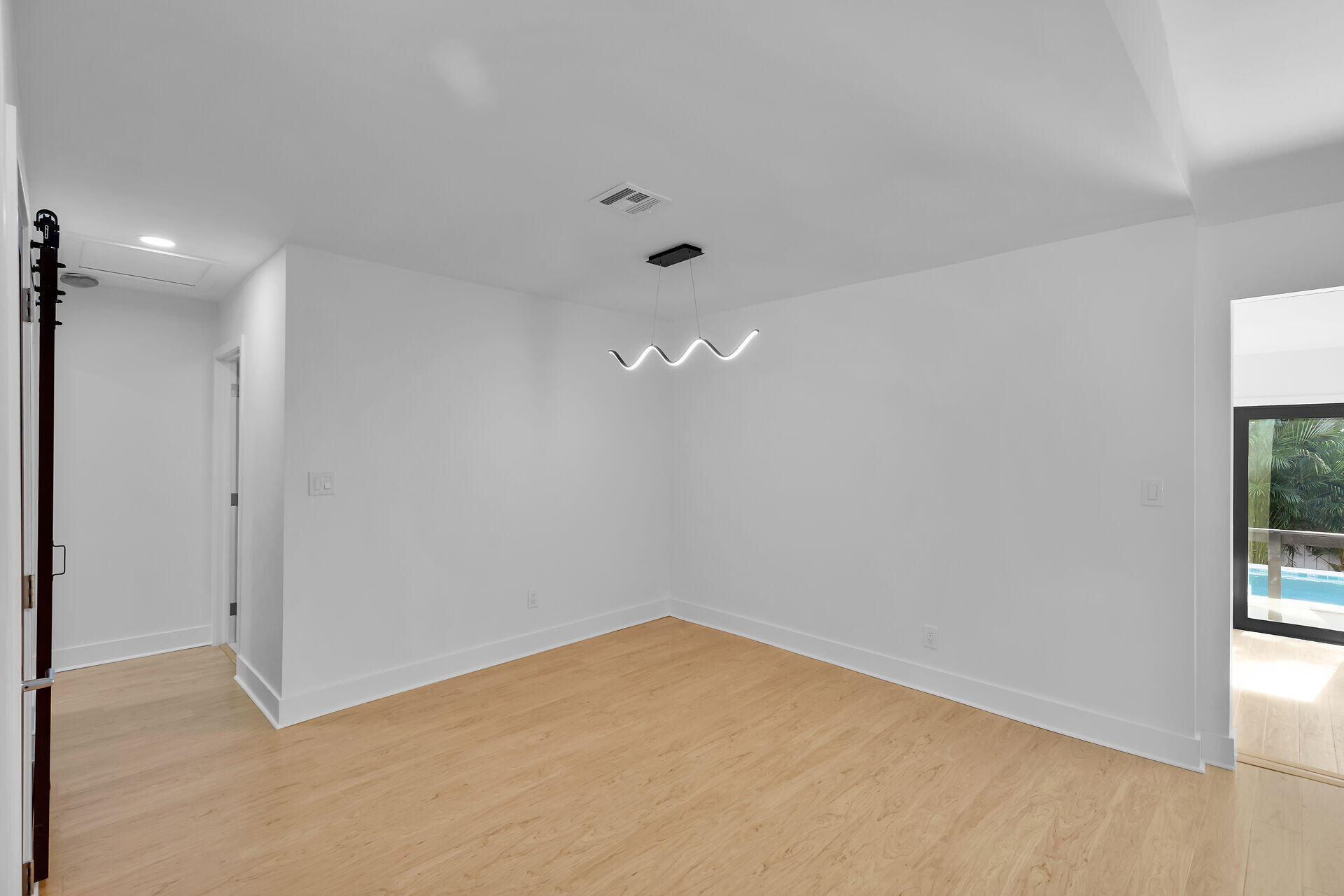 2800 Staples Avenue Key West, FL 33040 - Photo 11 of 42 a view of an empty room