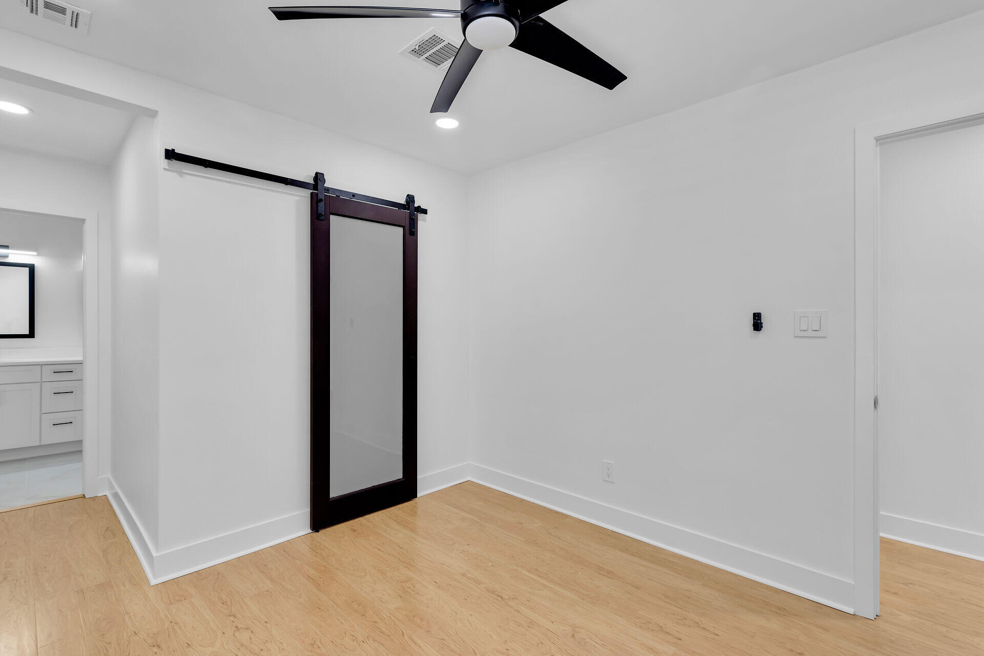 2800 Staples Avenue Key West, FL 33040 - Photo 19 of 42 2800 Staples Ave Bedroom Ensuite