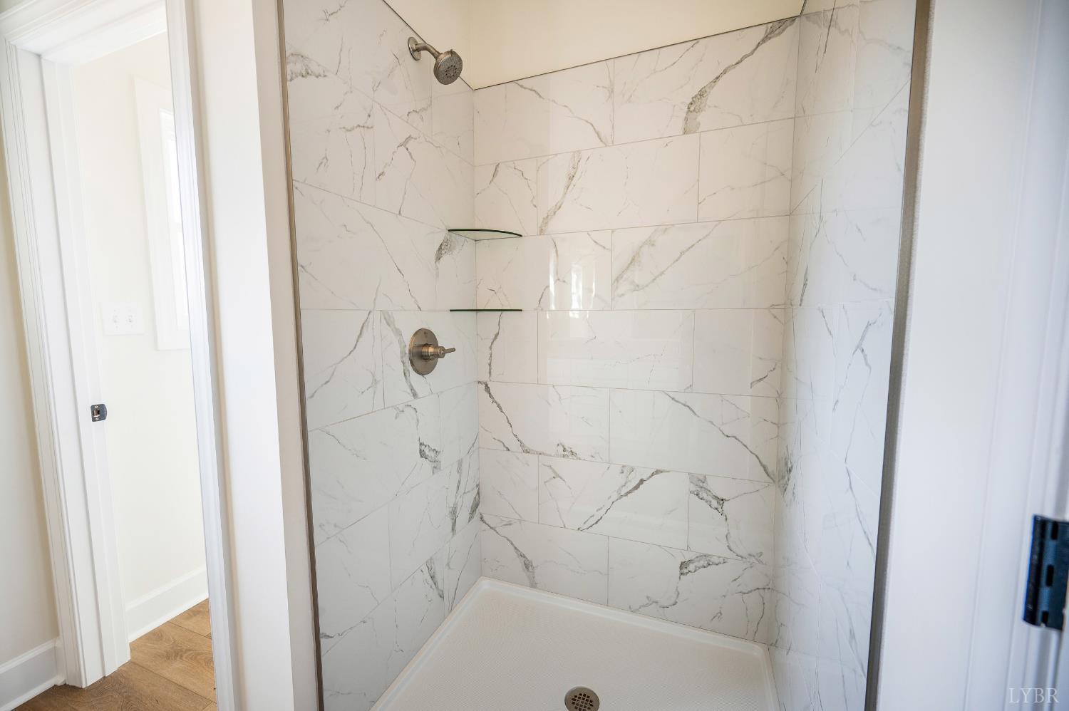 10578 Leesville Road Lynch Station, VA 24571 - Photo 25 of 54 a bathroom with a bathtub
