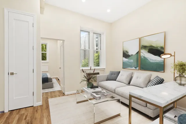 $3,499 | 135 West 95th Street, Unit 1R | Upper West Side